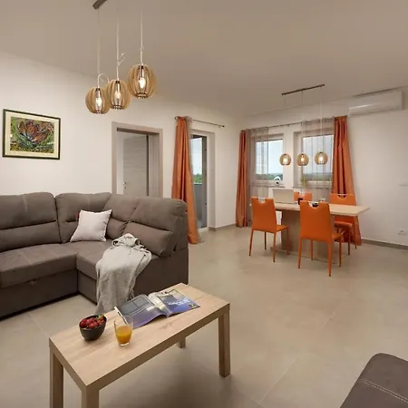 Aurora Apartmán Ližnjan