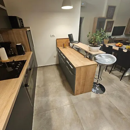 Aurora Apartment Ližnjan