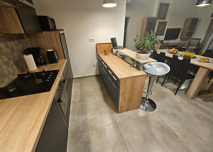 Aurora Apartamento Ližnjan